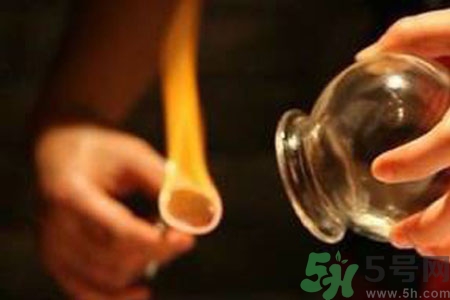 老人能在家拔火罐嗎？老年人拔火罐需要注意什么？