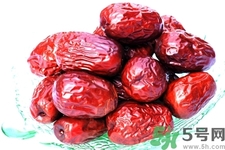 冬棗和紅棗的營養(yǎng)價值哪個高？冬棗和紅棗哪個熱量高？
