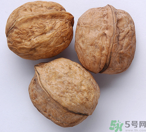 干核桃可以保存多久？干核桃能放多久？