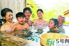小孩可以泡溫泉嗎？多大的小孩可以泡溫泉？