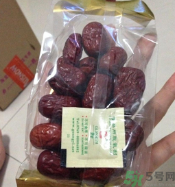 紅棗過(guò)了保質(zhì)期還能吃嗎？袋裝紅棗過(guò)期能吃嗎？