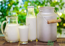 吃完柿子可以喝牛奶嗎？吃完柿子多久可以喝牛奶？