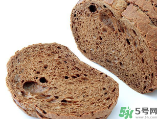 晚上吃全麥面包會(huì)胖嗎？吃全麥面包會(huì)胖嗎？