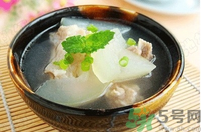 入秋喝什么湯最好？秋季養(yǎng)生湯有哪些？