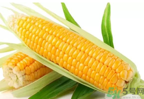 玉米沒煮熟能吃嗎？沒煮熟的玉米能吃嗎？