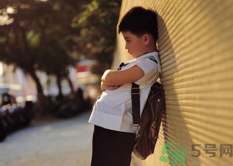 兒童性格內向怎么辦？兒童性格培養(yǎng)的書有哪些