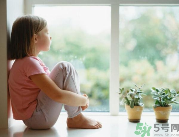 兒童性格內向怎么辦？兒童性格培養(yǎng)的書有哪些