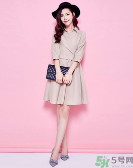 十月份可以穿裙子嗎？十月份穿什么衣服合適？