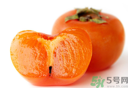 新鮮柿子皮可以吃嗎？吃了柿子皮怎么辦？