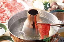 吃火鍋太辣胃難受怎么回事？吃火鍋太辣胃難受怎么辦？