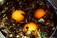 艾葉煮雞蛋有什么作用？痛經(jīng)能吃艾葉煮雞蛋嗎？