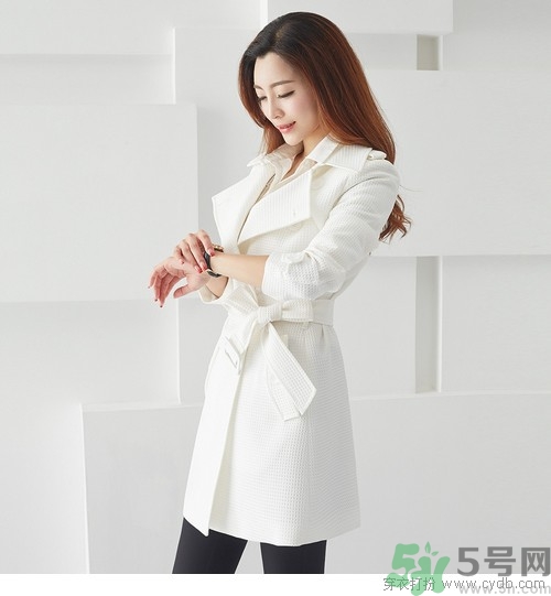 十月份可以穿風衣嗎？風衣什么時候穿？