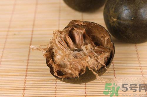 羅漢果發(fā)霉了可以泡茶嗎？喝了發(fā)霉的羅漢果茶會怎樣？