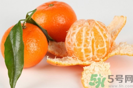 新鮮橘皮能泡水喝嗎？新鮮橘皮泡水喝的危害