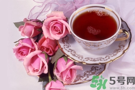 茶垢對身體有害嗎？茶垢到底是養(yǎng)生還是危害健康？