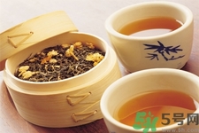 茶垢對身體有害嗎？茶垢到底是養(yǎng)生還是危害健康？