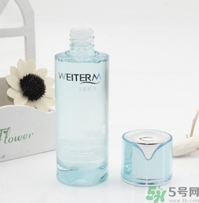 柔膚水是爽膚水嗎？柔膚水和爽膚水的區(qū)別