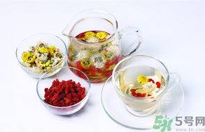 桂花和菊花可以一起泡茶嗎？桂花可以和能一起喝嗎？