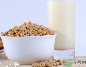 早上喝豆?jié){有什么好處?早上喝豆?jié){會胖嗎? 早上喝豆?jié){有什么好處?早上喝豆?jié){會胖嗎?