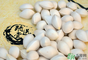 白果發(fā)霉了還能吃嗎？白果發(fā)霉了怎么處理？