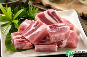  燉排骨用什么鍋？排骨用鍋高壓鍋燉多長時(shí)間？