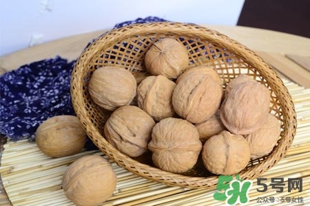 經(jīng)常吃核桃記憶力會(huì)提高嗎？長(zhǎng)期吃核桃有什么好處？