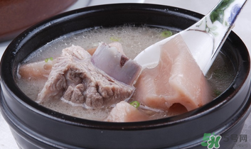 排骨湯燉多久最好？排骨湯燉怎么燉最好喝？