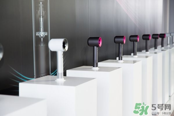 dyson吹風(fēng)機(jī)怎么用？戴森吹風(fēng)機(jī)使用方法