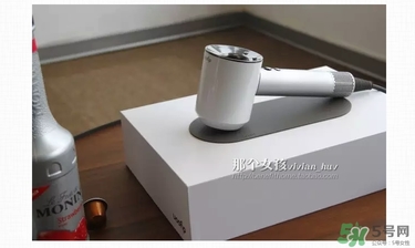 dyson吹風(fēng)機(jī)好用嗎？dyson戴森吹風(fēng)機(jī)評(píng)測(cè)