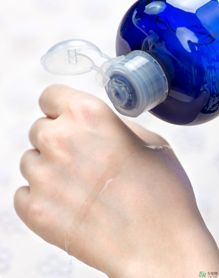 伊詩露化妝水好用嗎？Esthe Dew化妝水怎么樣？