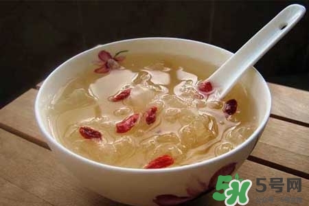 銀耳紅棗湯能天天吃嗎？銀耳紅棗湯每天吃有什么好處？