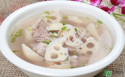 排骨湯可以隔夜喝嗎？隔夜的排骨湯還能喝嗎？