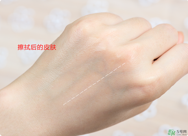 伊詩露櫻桃爽膚水怎么樣？esthe dew櫻桃水好用嗎？