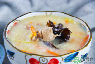 吃完鴨肉可以喝牛奶嗎？鴨肉和牛奶能一起吃嗎？