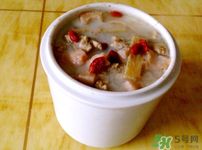 吃完鴨肉可以喝牛奶嗎？鴨肉和牛奶能一起吃嗎？