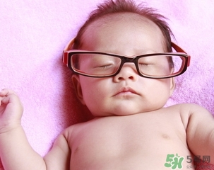 冬季出生的寶寶要準(zhǔn)備些什么？冬季出生的寶寶需要什么？