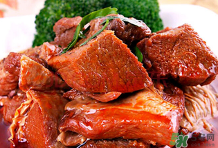 吃完牛肉可以吃柿子嗎？牛肉和柿子能一起吃嗎？