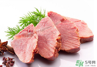 吃完牛肉可以喝牛奶嗎？牛肉和牛奶可以一起吃嗎？