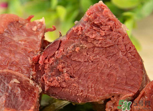熟牛肉放冰箱里能保鮮多久？熟牛肉冷凍可以放多久？