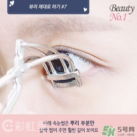 睫毛夾怎么用？睫毛夾的使用方法