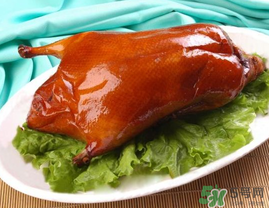 ?烤鴨和柿子能一起吃嗎？吃完烤鴨能吃柿子嗎？