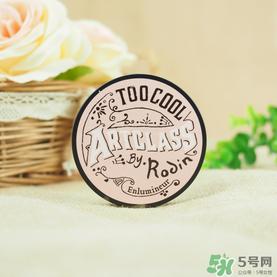 too cool for school是什么牌子？什么檔次？