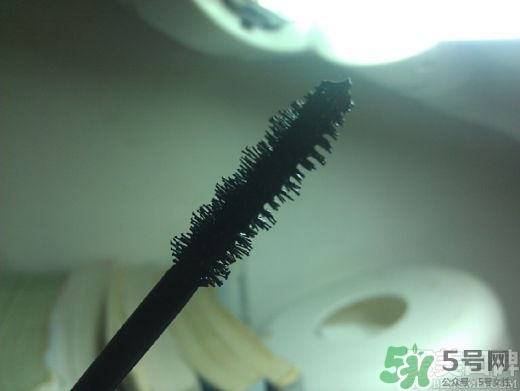 菲詩(shī)小鋪睫毛膏怎么樣？the face shop睫毛膏好用嗎？