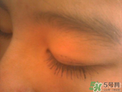 菲詩(shī)小鋪睫毛膏怎么樣？the face shop睫毛膏好用嗎？