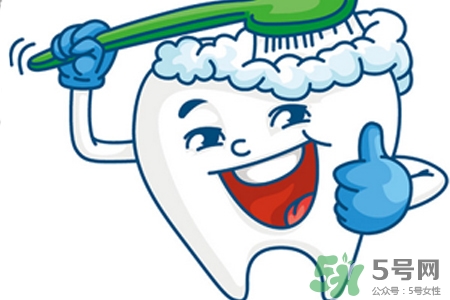 坐月子刷牙怎么辦？坐月子可以用漱口水嗎？
