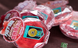 canmake腮紅膏怎么用？canmake腮紅膏使用方法