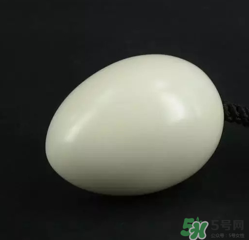 熟雞蛋滾臉有什么好處？熟雞蛋滾臉能吸毒素嗎？