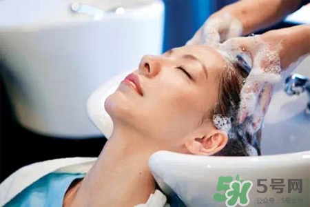 冬天適合用什么洗發(fā)水？冬天用什么洗發(fā)水好？
