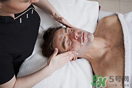男士冬天用什么護(hù)膚品好？冬季必備絕對(duì)好用的男士護(hù)膚品