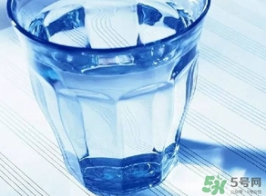 鹽水洗鼻多久見效？鹽水洗鼻一次洗多久？